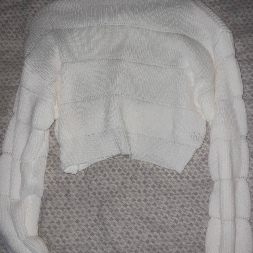 Elegant White Knit Sweater